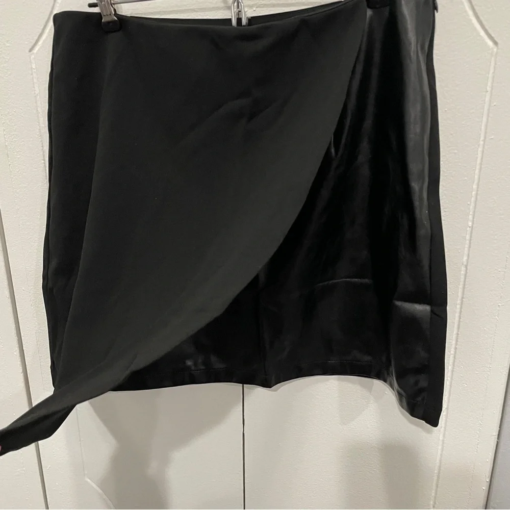 NWT Allegra K Black High Waist Faux Leather Asymmetrical Hem Mini Skirt